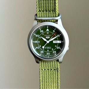 Seiko 5 sports automatic green dial field watch